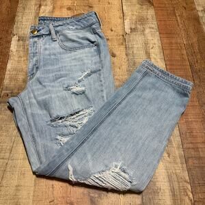 American Eagle Women Light Denim Busted Distressed Buttonfly TomGirl Jeans Sz 12